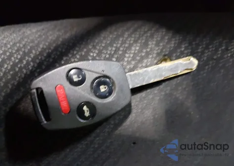 2013 Honda Civic из США, поврежденный, VIN 28GFB2F59DH562775